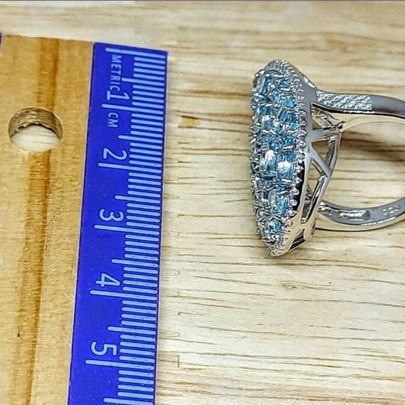 Natural Sky-Blue Topaz Gemstone 925 Sterling Silver Ring size 7 - Picture 4 of 8